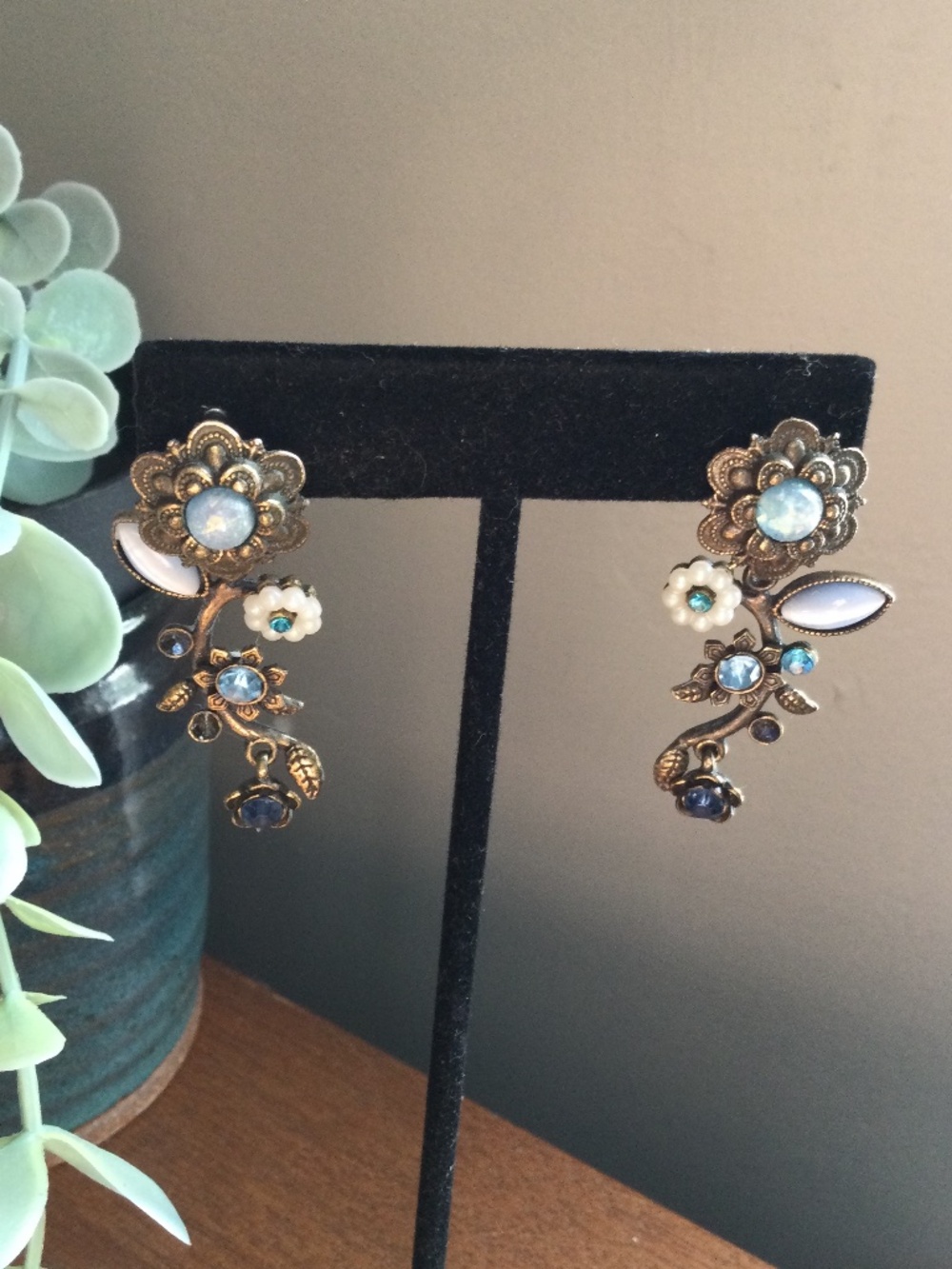 Vintage Blue Flower Dance Earrings